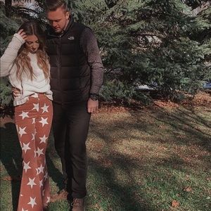 Star print bell bottom jeans✨